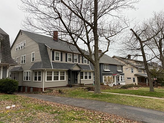 2nd image of 2342 S Overlook Rd