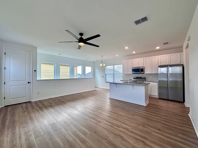 3025 Prospect Trl — Photo 4