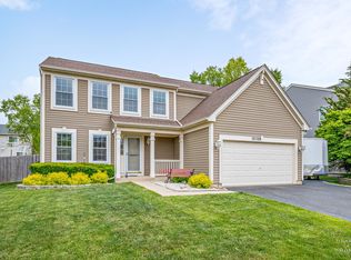 10388 Scott Dr, Huntley, IL 60142
