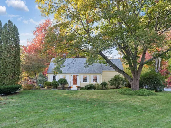 3 North Street, Topsham, ME 04086