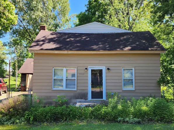 23335 Koths St, Taylor, MI 48180