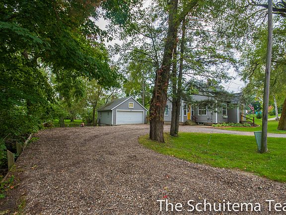 4th image of 3280 Bauer Rd