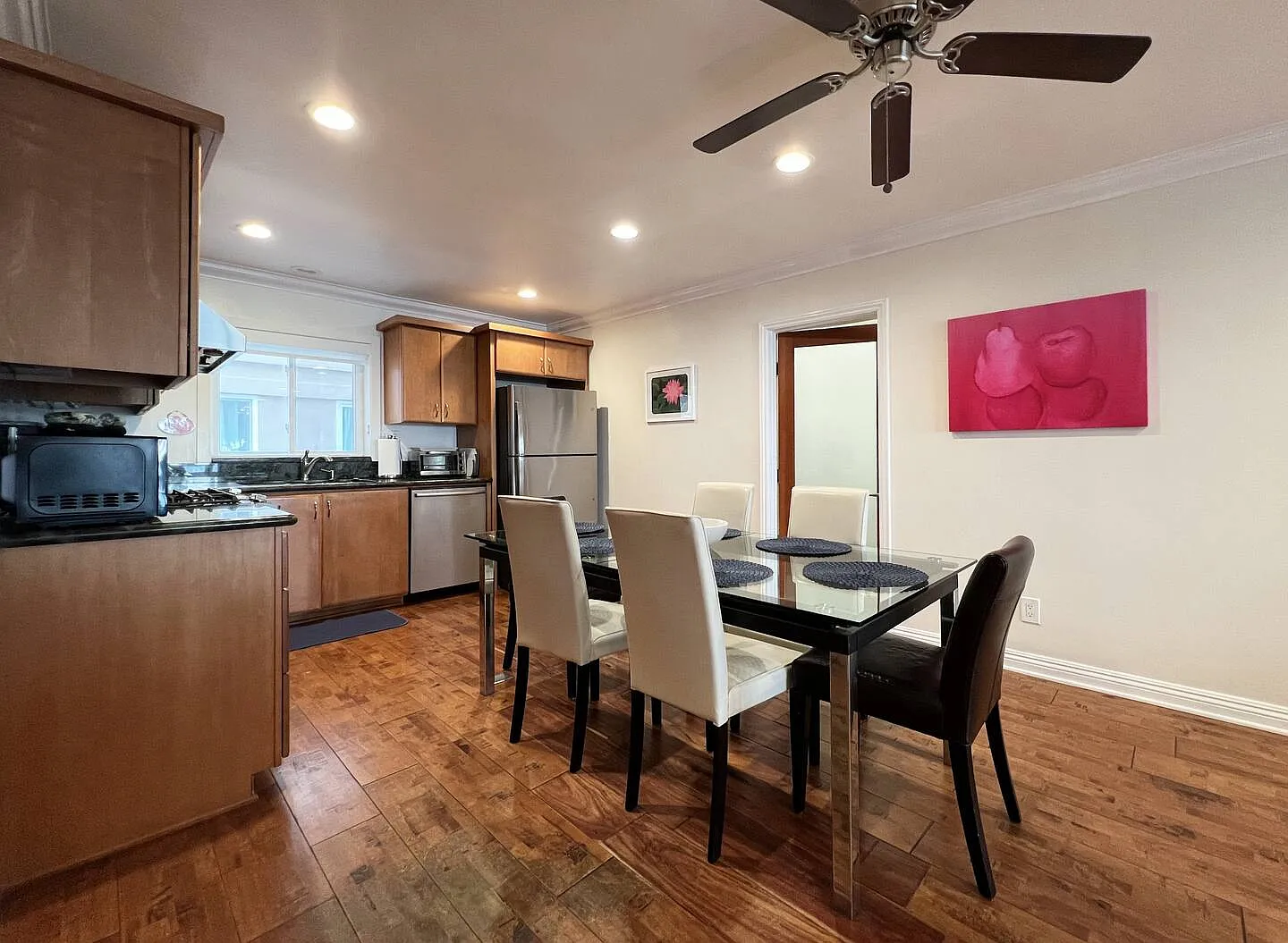 1039 Coast Blvd — Photo 4