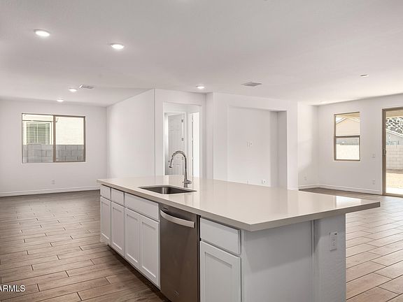 4th image of 14789 W Lariat Trail