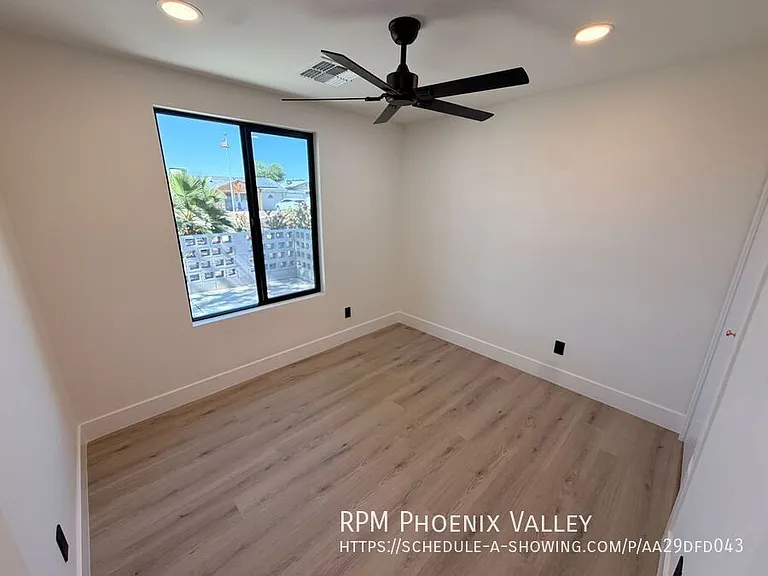 4019 E Surrey Ave — Photo 18