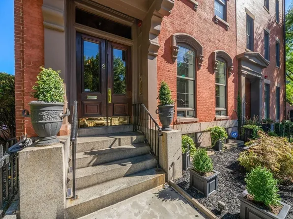 2 Monument Sq APT 1, Charlestown, MA 02129