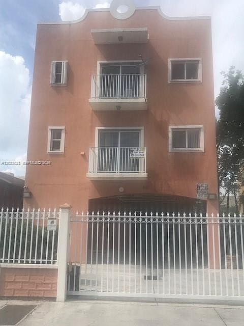 1st image of 861 NW 2nd St APT 303