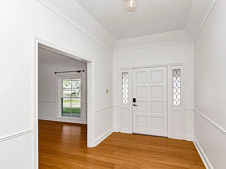4204 Pine Park Dr — Photo 5