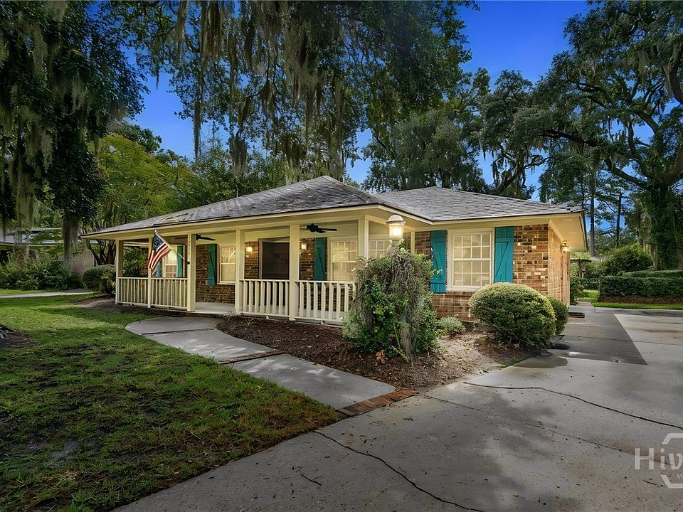 1st image of 2421 Dolphin Drive