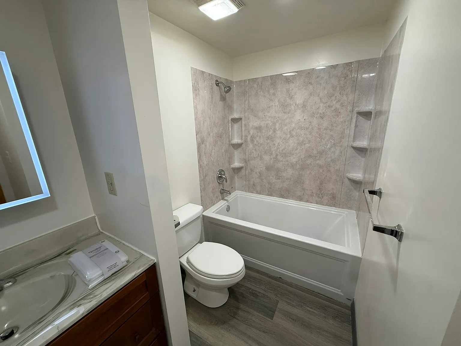 211 Bank Street, Unit 2 — Photo 4