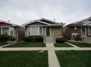6948 W 63rd Pl, Chicago, IL 60638