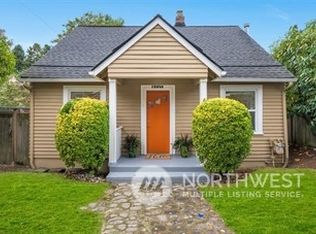 8717 18th Ave NW, Seattle, WA 98117