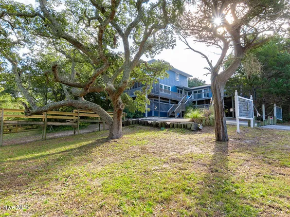 3904 Emerald Drive, Emerald Isle, NC 28594