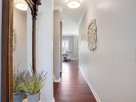 5th image of 6097 Glenworth Ct
