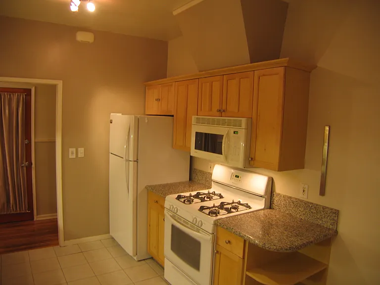 200 S Park View St #2330 — Photo 32