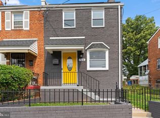 725 Chaplin St SE, Washington, DC