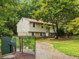7910 Mount Harmony Ln, Owings, MD 20736