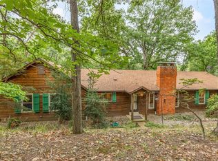 1504 Wolf Trail Rd, Ballwin, MO 63021