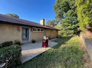 1035 Anderson Rd, Pittsburgh, PA 15209