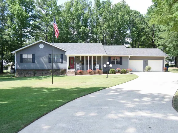 1500 Kelsey Cir SE, Jacksonville, AL 36265