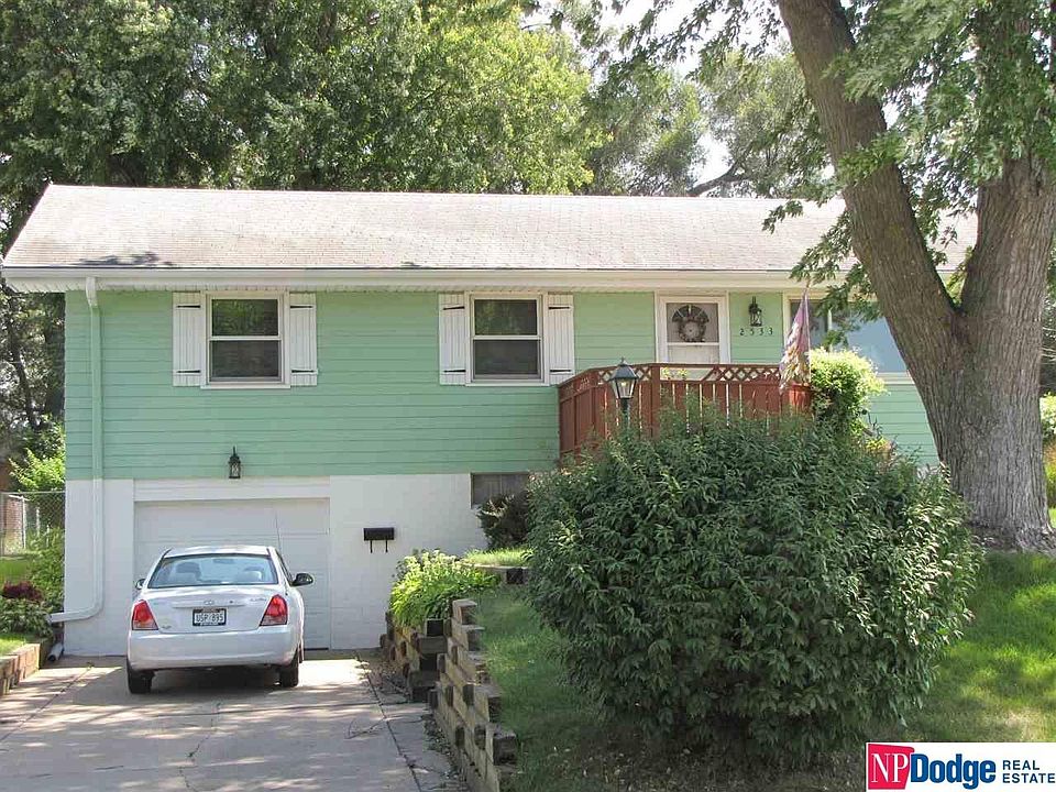 1st image of 2533 S 62nd St