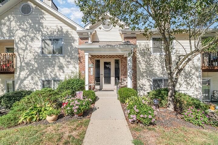 1st image of 38 Rio Grande Cir APT 2