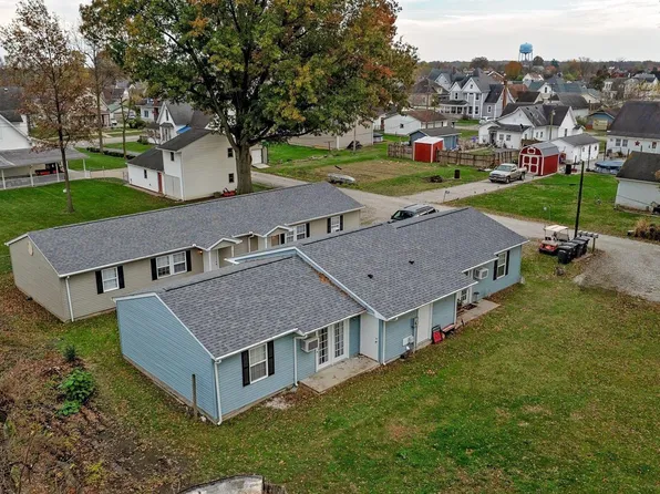 30 W Miner Ave, Linton, IN 47441