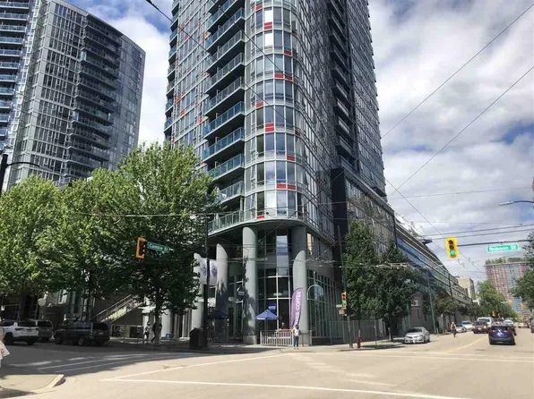 233 Robson St #703, Vancouver, BC V6B 0E8