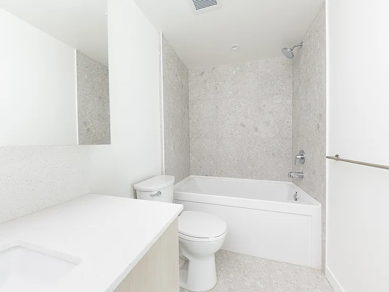 2908 W 4th Ave #611 — Photo 23