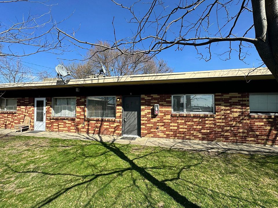 1st image of 2012 N Park Rd