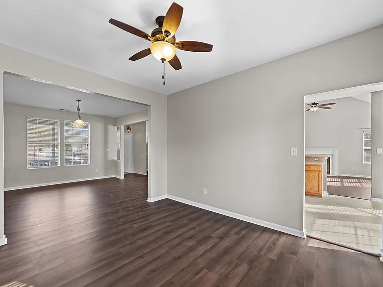 115 Jones St — Photo 11