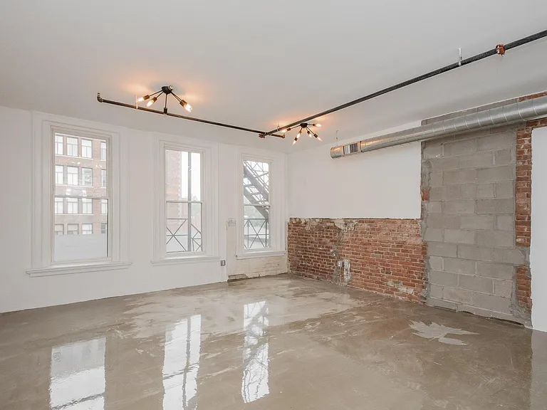 289 Asylum St #2W — Photo 7