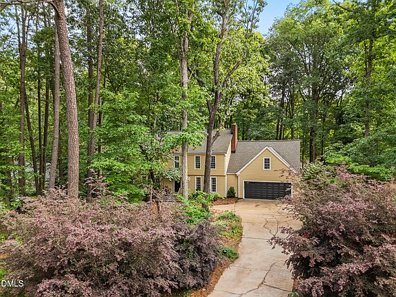 4th image of 8824 Woodyhill Rd