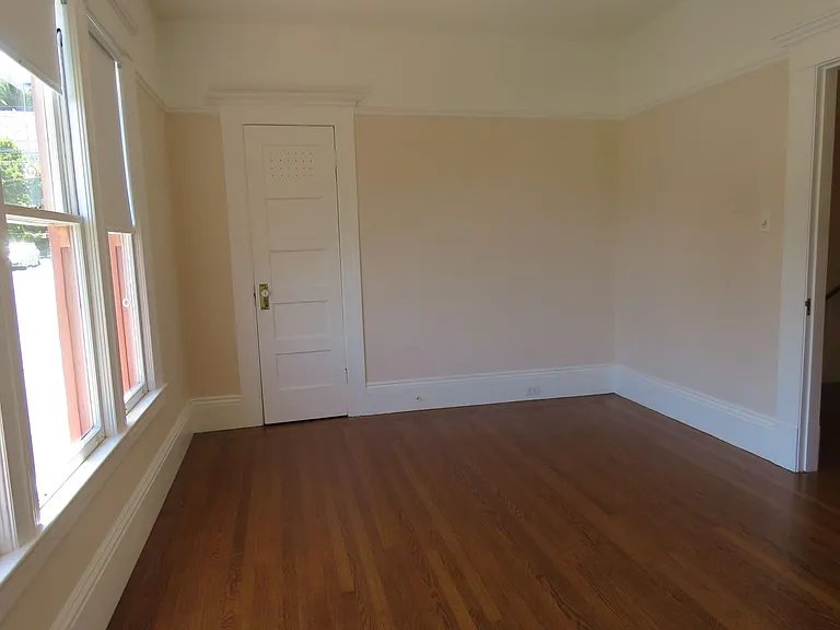 1714 Castro St — Photo 39