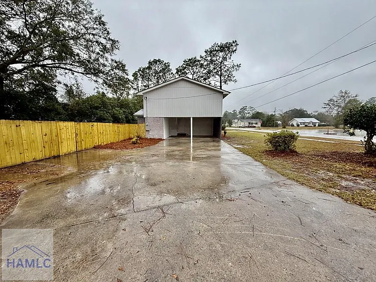 204 N Palm St — Photo 5