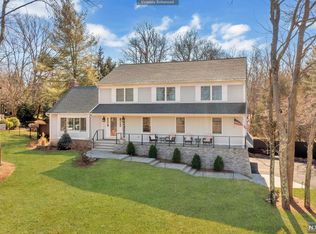 12 Carriage Ln, Ramsey, NJ 07446