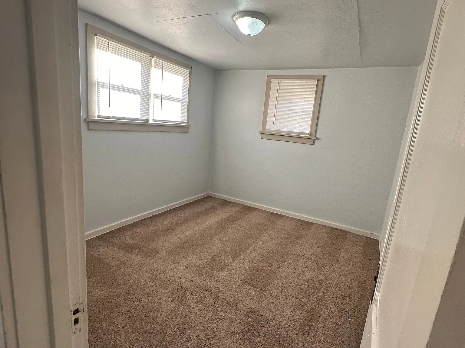 2 bed, 1.0 bath, 800 sqft, $825 — Photo 3