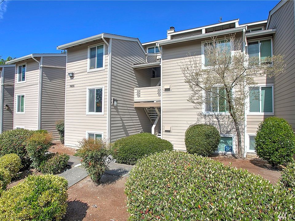 1st image of 19855 25th Ave NE APT 209