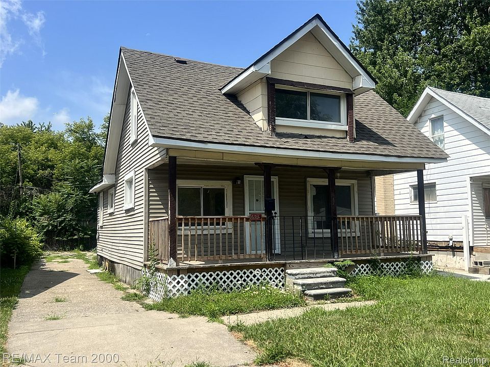 6895 Grandville Ave, photo 2