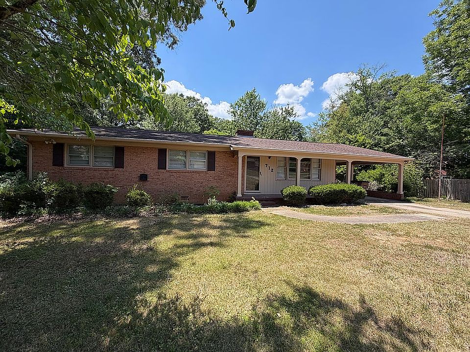 1st image of 712 Branton Dr