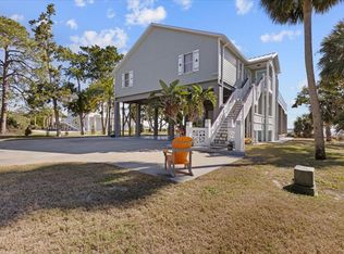 16550 SW Airport Rd, Cedar Key, FL 32625