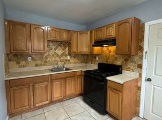 131 Osborne Ter FLOOR 2, Newark, NJ 07108