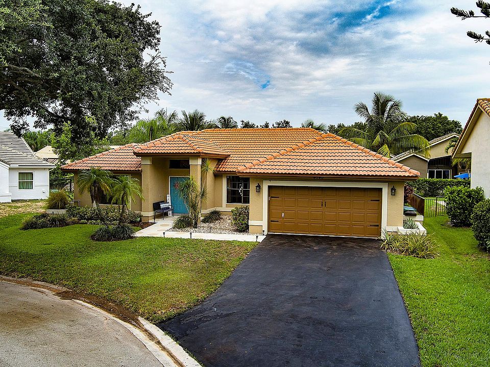 1st image of 4748 NW 98th Lane