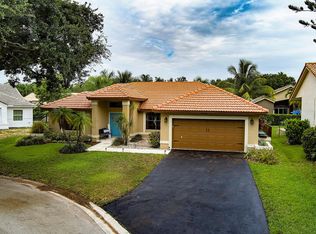 4748 NW 98th Ln, Coral Springs, FL 33076