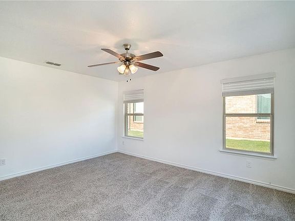5th image of 736 Skyflower Dr