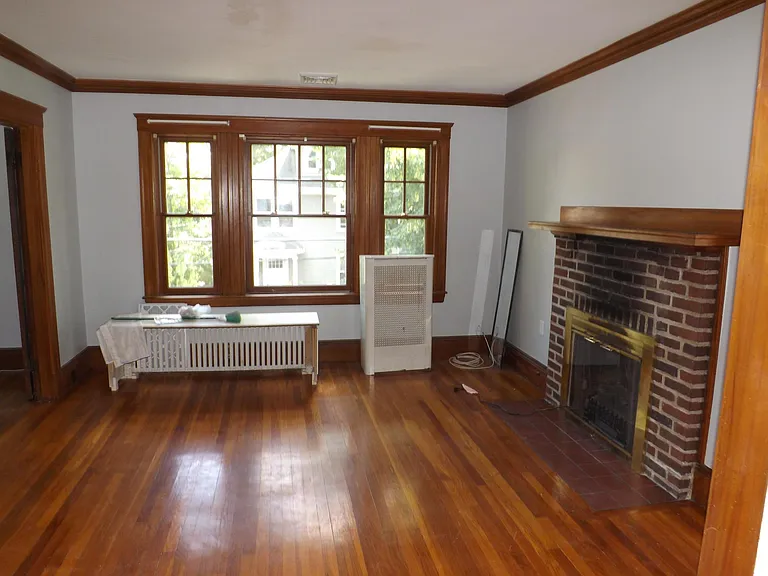 46 Newton St #2 — Photo 2
