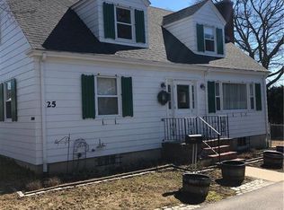 25 Manning Ter, Newport, RI 02840