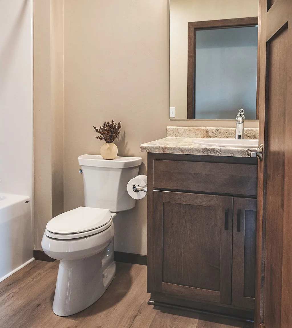2 bed, 1200 sqft, $2,250 — Photo 3