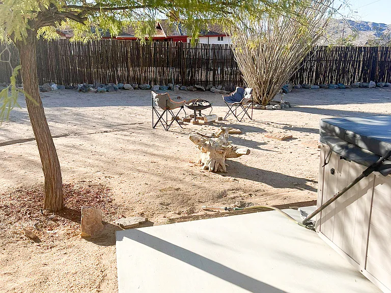 6670 Indian Cove Rd — Photo 8