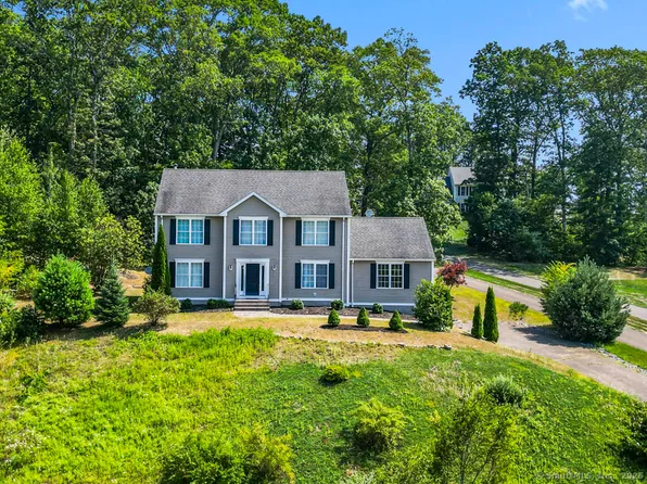 25 Marthas Way, Thomaston, CT 06787